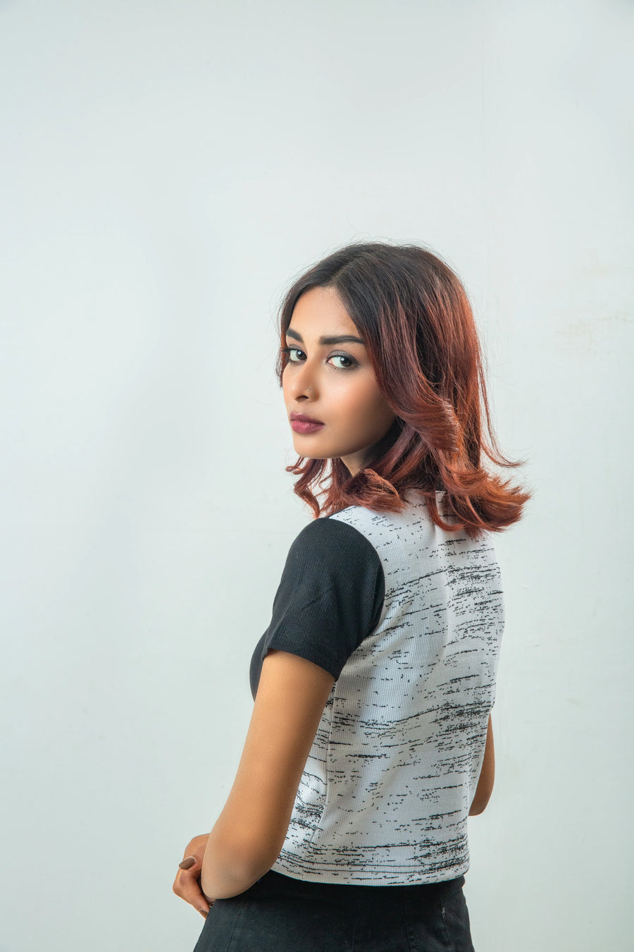 Color Block Cropped T shirt